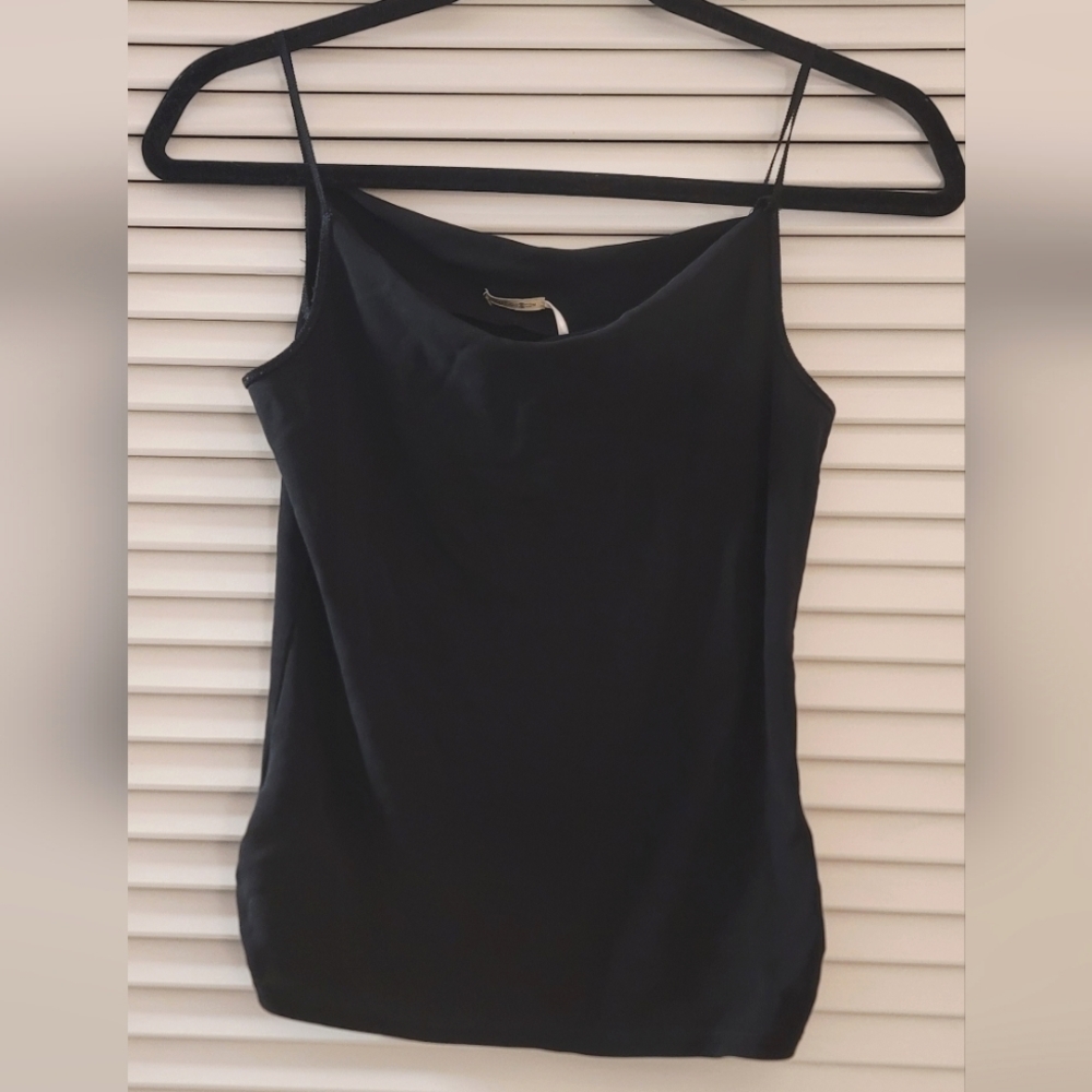 Max Studios - Classic Black Sleeveless Top With Straps
